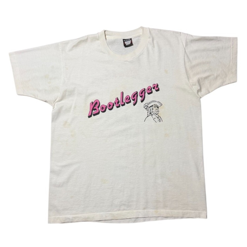 Vintage 80s The Bootlegger Highlands NJ USA Moonshine Bar Sailor Graphic T-Shirt